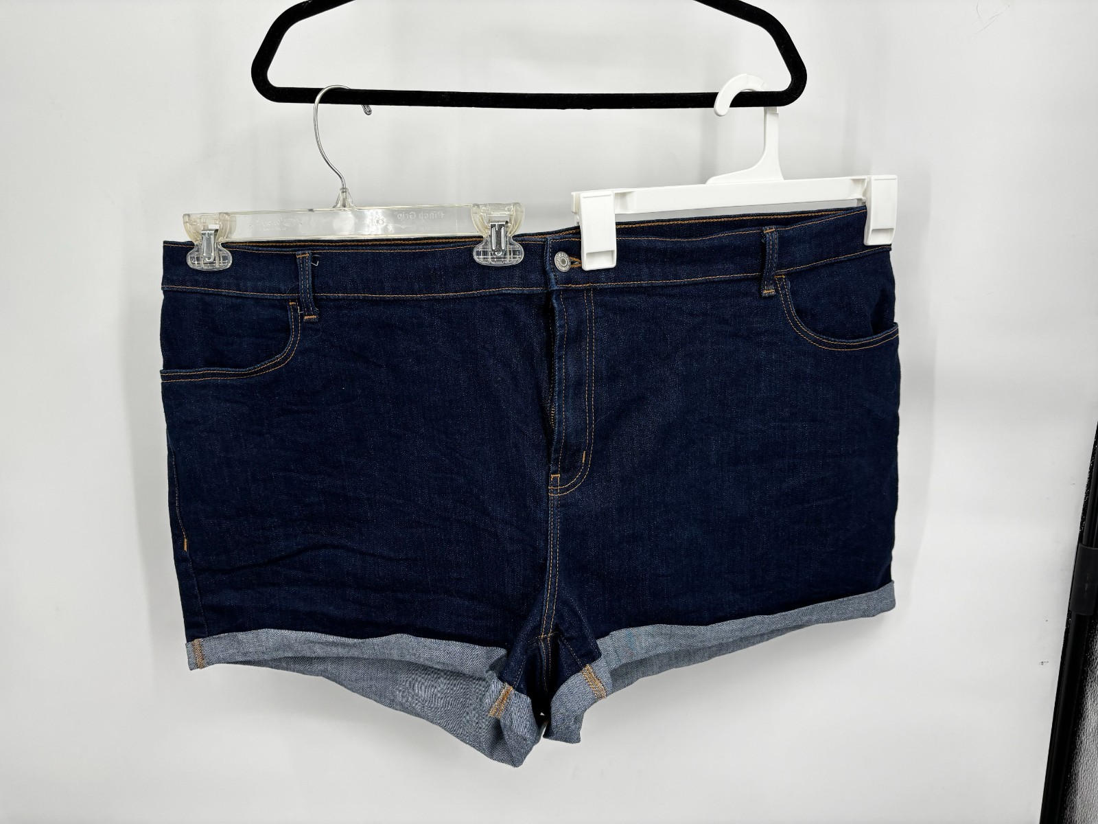 Old Navy Womens Denim Jean Shorts Blue Dark Wash Cuffed Cotton Blend Size 26