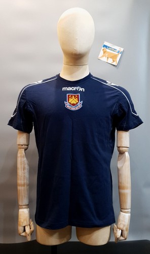 Tous les maillots 2017-2018 de la Premier League