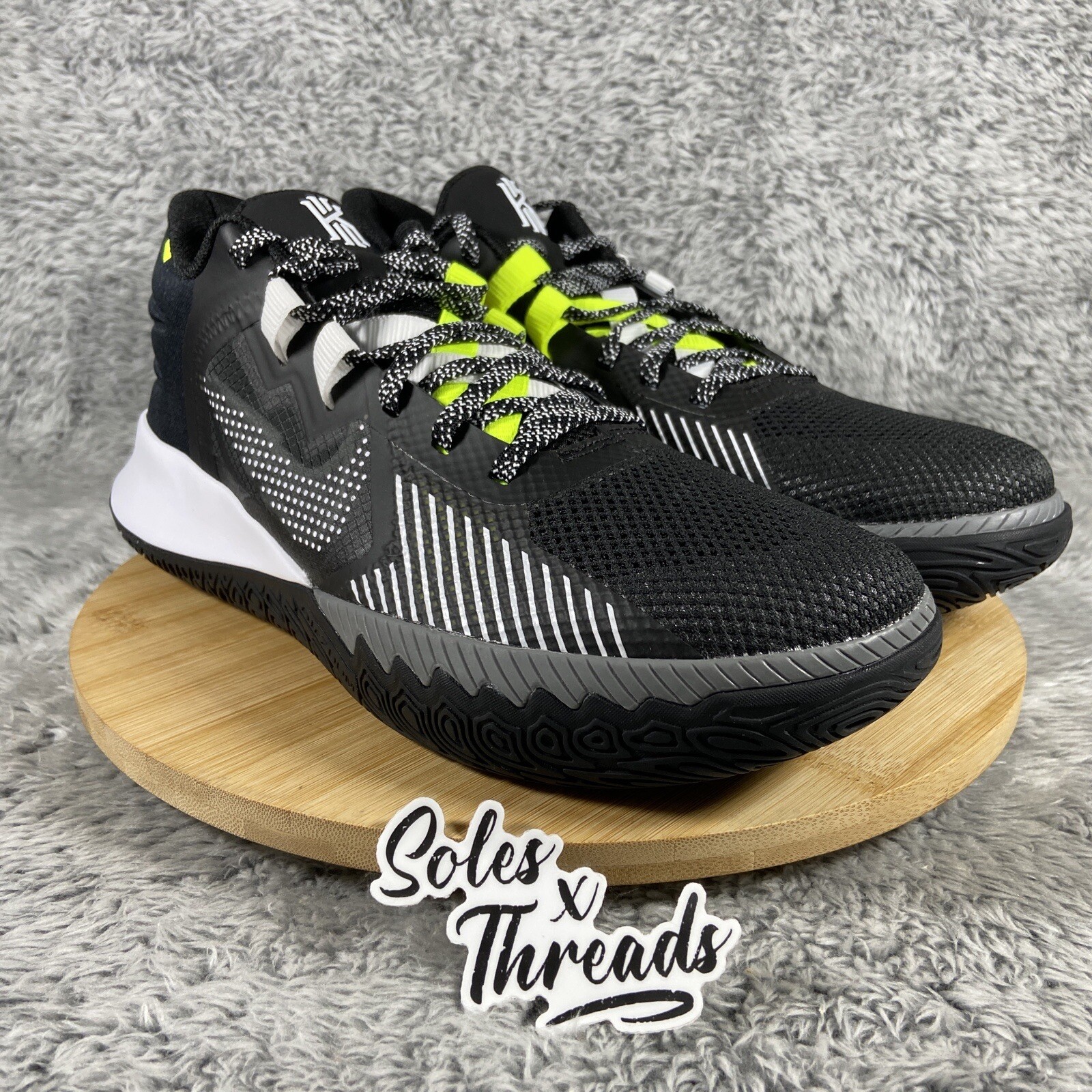 Nike Kyrie Flytrap V EP Basketball 