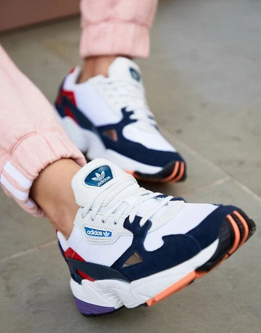 Adidas falcon hotsell w crystal white