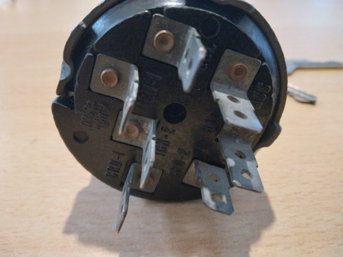 Pontiac 1962 Ignition Lock With 3 Keys Original - Picture 3 of 3