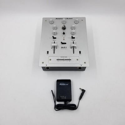 Vintage American Audio Q-D1 Professional Preamp Mixer Silver
