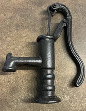 RUSTIC CAST IRON PUMP CISTERN WATER DECOR  8.5" TALL GARDEN FARM BATHROOM