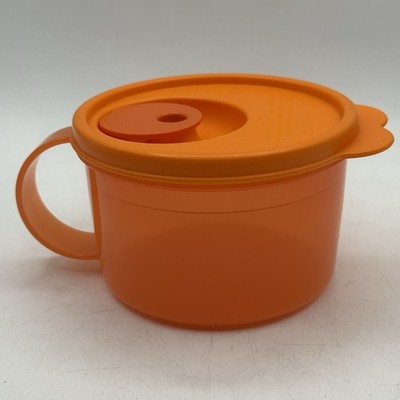 Tupperware 3155A-1 Microwavable 16 oz Soup Mug W/Vented Spout Lid - Orange