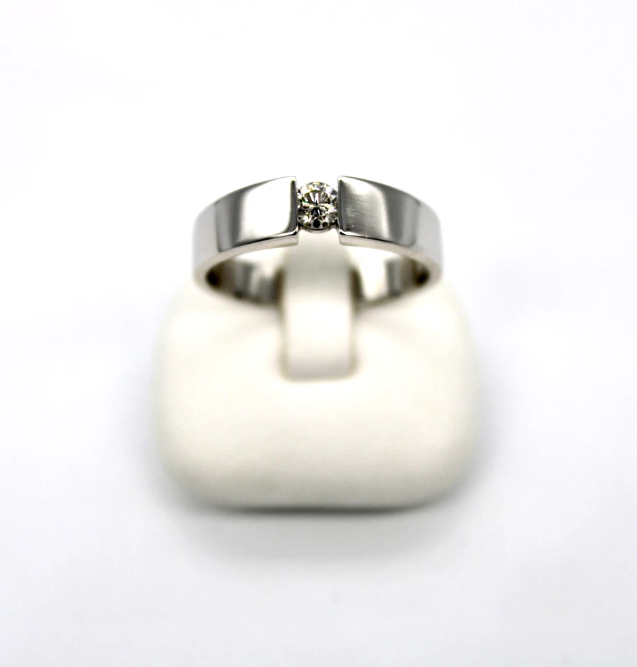 585 Weißgold Ring Solitär Brillant 0,15 ct. H / IF Damenring RW 52