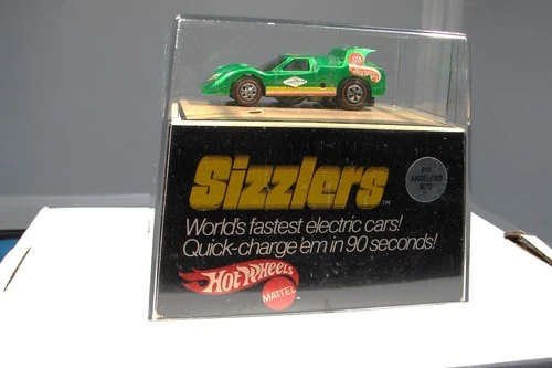 Hot Wheels Redline Sizzlers Angeleno M70 With Original Acrylic Case