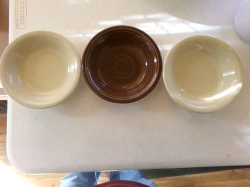 Fiesta Lot of 3 Berry Fruit Dessert Bowls  Chocolate Ivory