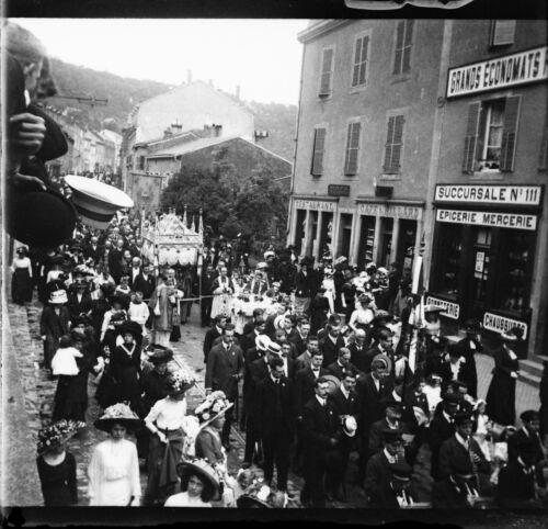 LONGWY 1911 - Negative Glass - Procession Feast God le Dais - 1234-7 - Picture 1 of 1