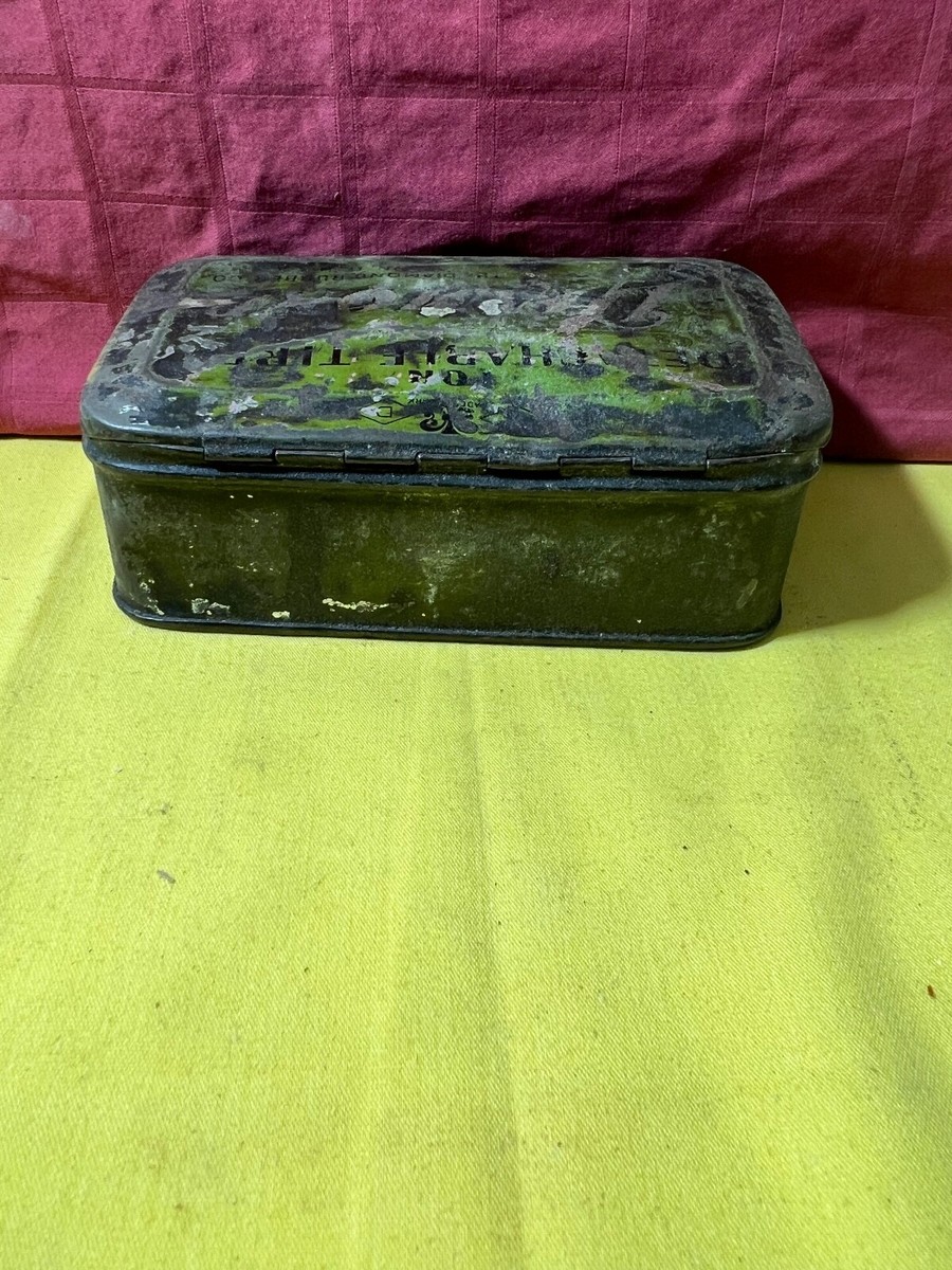 ANCIENNE ET RARE boîte à épices en étain - Old and rare tin spice box
