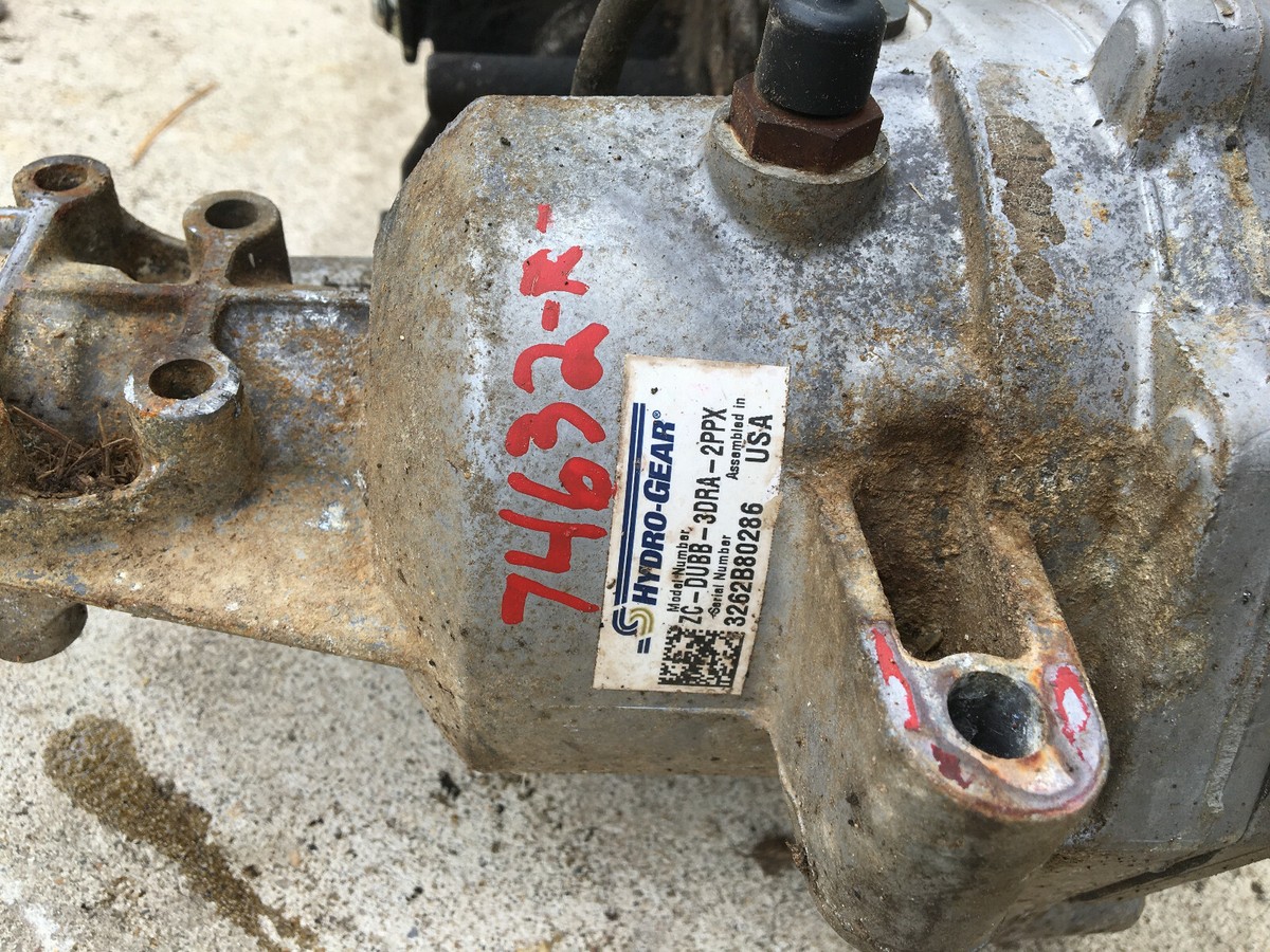 OEM Hydro-Gear LH Transmission Transaxle ZC-DUBB-3DRA-2PPX OEM Hydro-Gear LH Transmission Transaxle ZC-DUBB-3DRA-2PPX