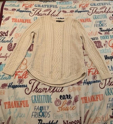 Jeanne Pierre Women s cream Colored Cable Knit Sweater. Size Small.