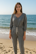 VUORI Women's Size Medium LONG SLEEVE Heather Gray LUX Jogger JUMPSUIT