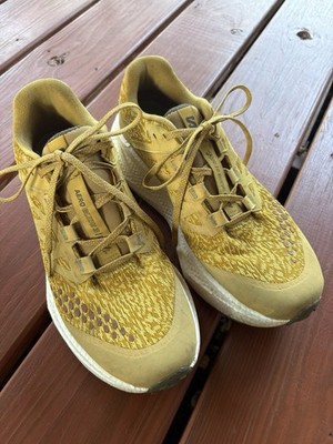 Size 10 - Salomon Aero Glide 3 GRVL Men s Running Shoes  Spicy Mustard Vanilla 