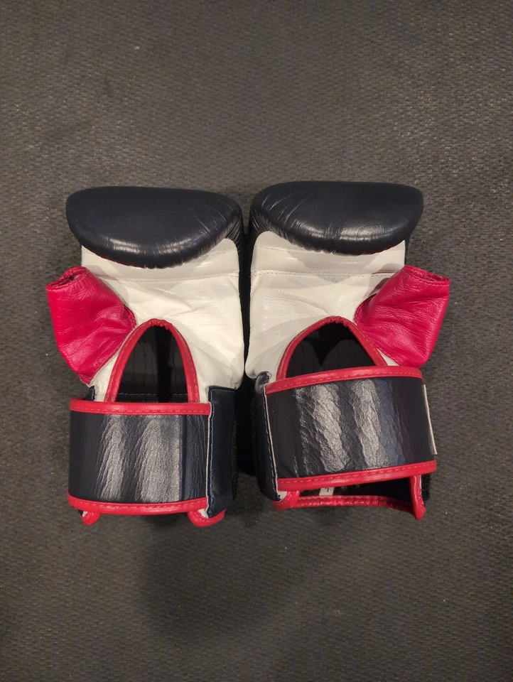 Fairtex BGV1 Muay Thai Boxing Gloves, Genuine Leather, 16oz - Image 2 of 4