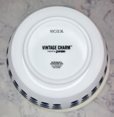 PYREX Vintage Charm Inspired by Pyrex 3 Set Polka Dot Mixing