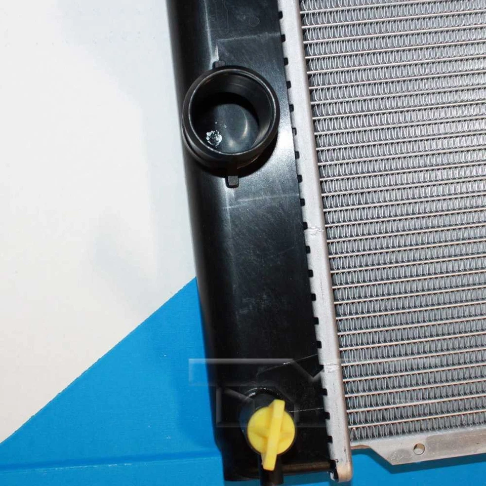 散热器 TYC 13259 适合 12-16 丰田普锐斯 V — 第 3/4 张图片