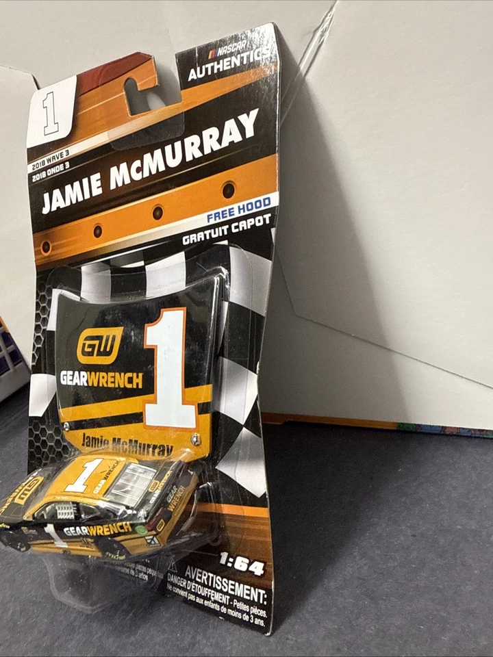 Jamie McMurray #1 GearWrench NASCAR Authentics 2018 Wave 3 1/64 Diecast NUEVO Foto 4 de 4