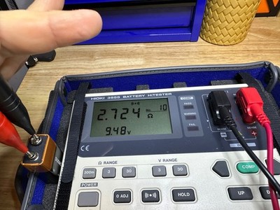Hioki 3555 Battery HiTester w/ Leads and Hioki Carry Case