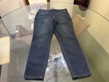 NINE WEST WOMANS PULL ON SKINNY. SIZE-8.  BLUE  Stretch Leggings