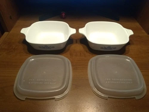 Lot of (2) two vintage CORNING Ware 5" BOWLS + LIDS 12 oz Cornflower Blue P-41-B
