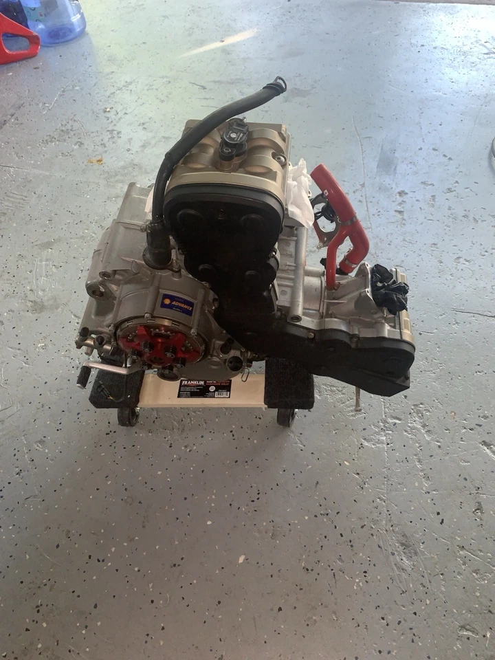 Ducati 1098 Engine complete with clutch and coils 15K &Set of replacement belts - Image 3 of 4