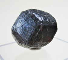 +++ Spessartine X -- Skardu, Pakistan +++ Garnet Garnet
