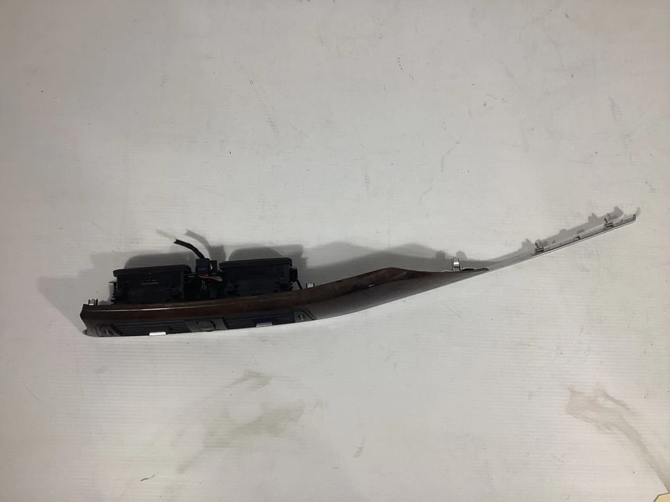 BMW M4 2015-2018 embellecedor de tablero central con ventilación de aire 923122913 OEM. Foto 3 de 4