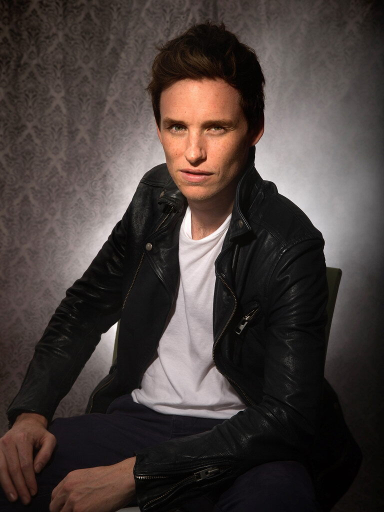 V8246 Eddie Redmayne Hot Pose Smile Handsome Photo Actor Decor