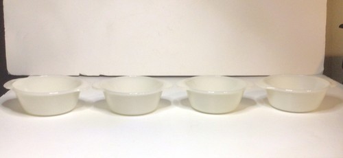 Fire King Off White Individual Casserole Dishes With Clear Lids 8 Oz Set Of 4 - Picture 2 of 12