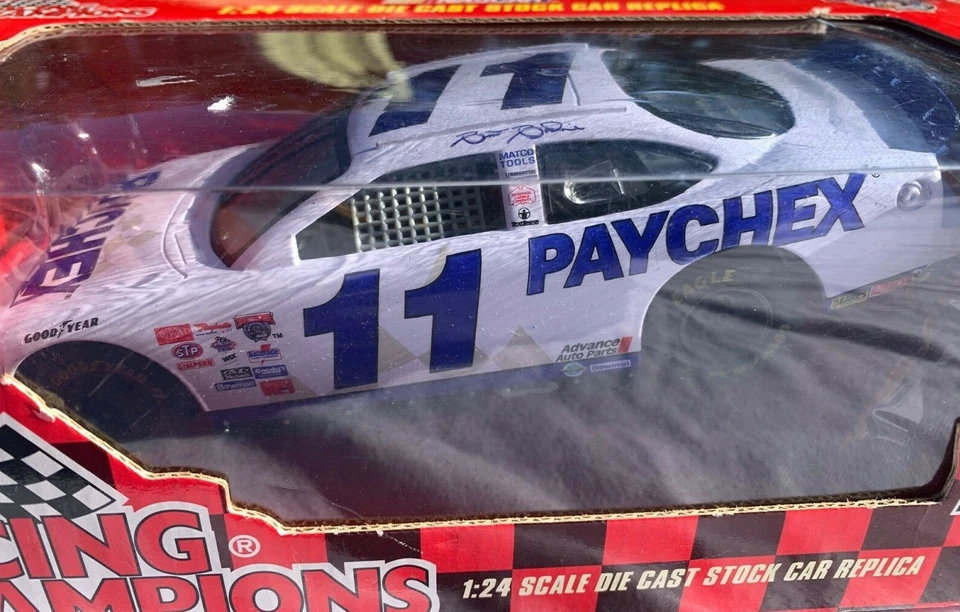 De colección Nascar Brett Bodine #11 Paychex 1999 Ford escala 1:24 diecast 50 aniversario.  Foto 2 de 4