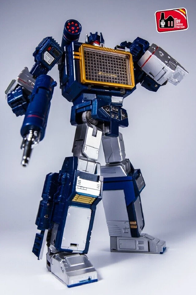 THF THF-01J Soundwave 25cm MP13 Masterpiece Transformation Action Figure Toy - Image 4 of 4
