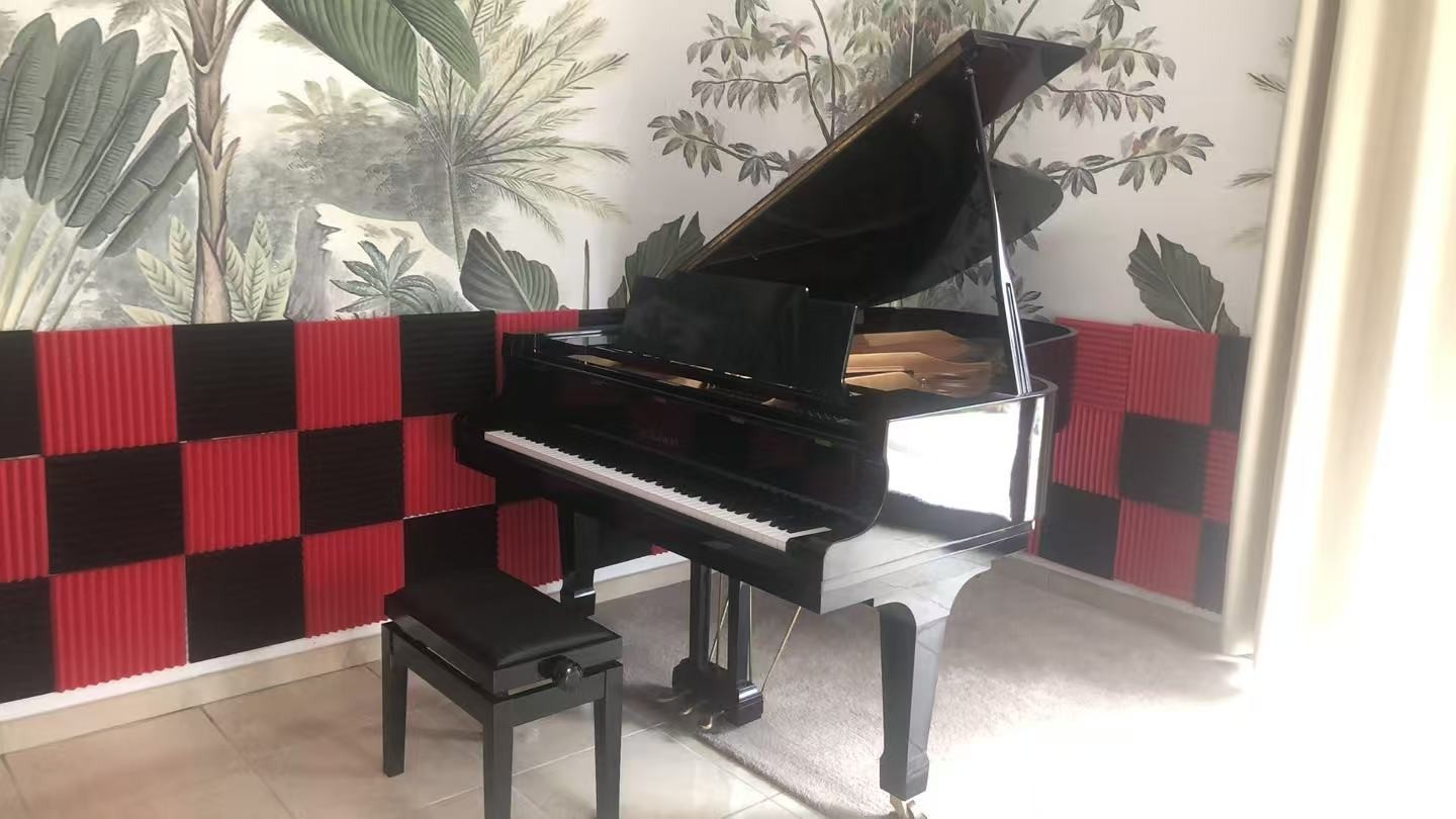 pianoforte a coda Kawai Nero Lucido In Ottime Condizioni