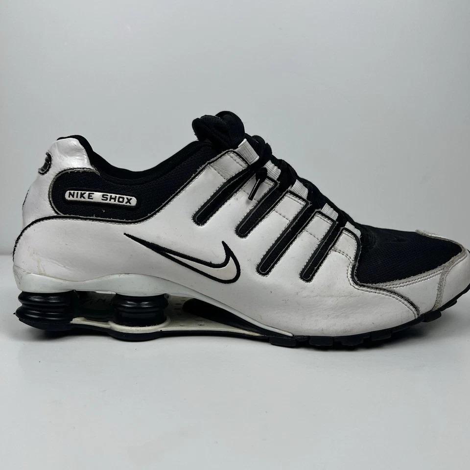 Nike Shox NZ Shoes Mens 13 White Black Menta Running Trail 2011 Leather Sneaker - Image 4 of 4