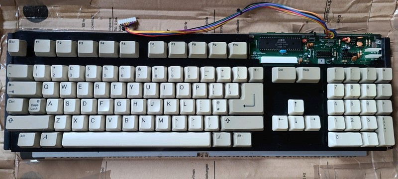 Amiga A500/plus Mitsumi Keyboard