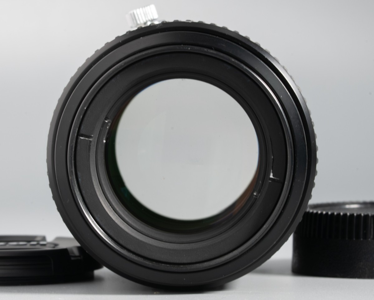 Nikon Micro-Nikkor 105mm f/2.8 Ai-S Macro Portrait MF Lens