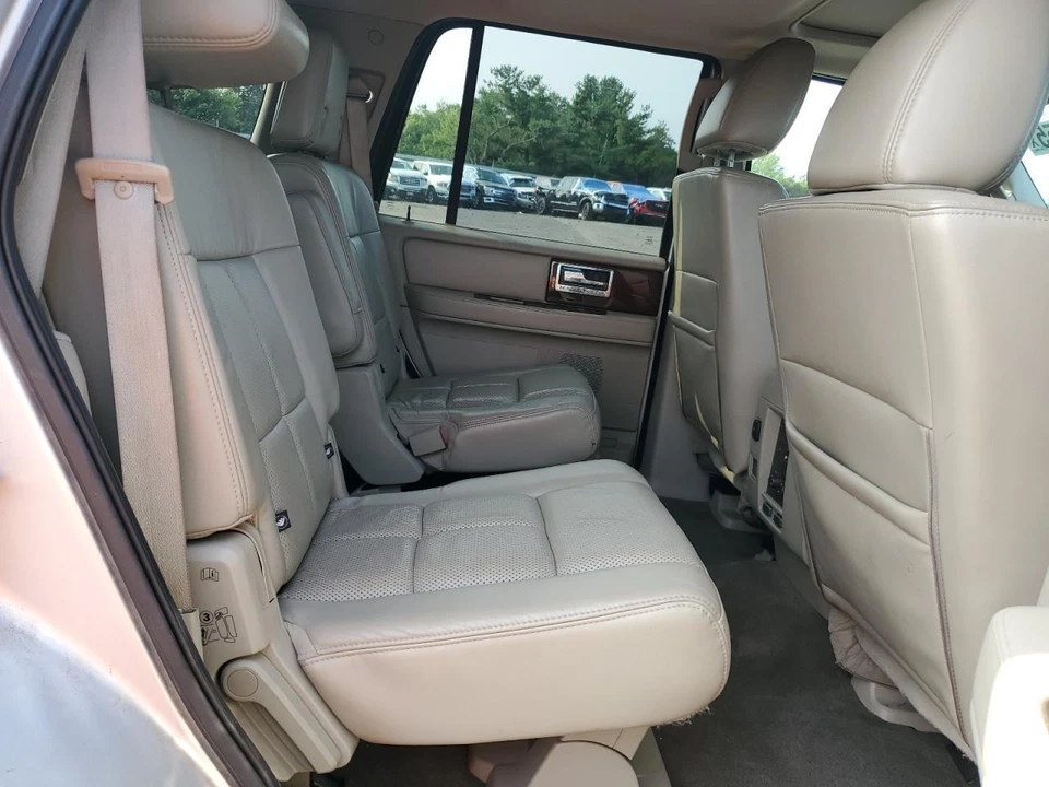 Used Brake Master Cylinder fits: 2012 Lincoln Navigator ID BL14-2C156-BA Grade A - Image 3 of 4