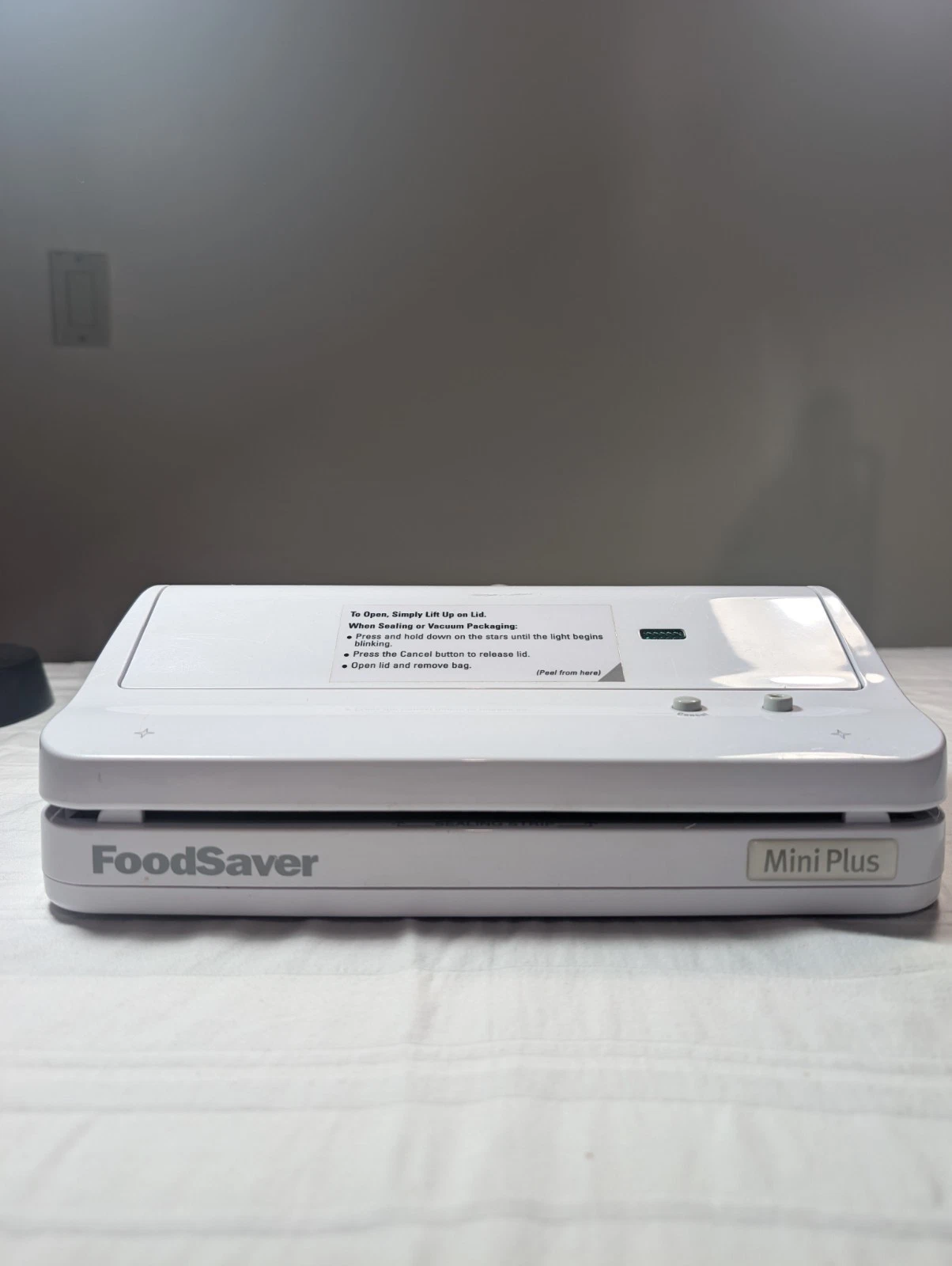 FoodSaver Mini Plus 8” Vacuum Food Saver Sealer Model Vac 420 Preserver