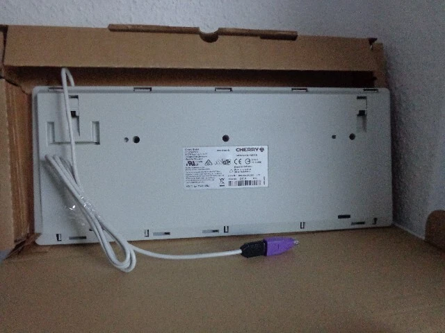 Mechanische QWERTZ-Tastatur Cherry Classic Line G80-3000 LPCDE-0 PS/2 - USB - Bild 2 von 3