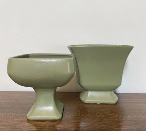 2 Vintage McCoy Floraline Matte Green Flower Planter Vase USA READ