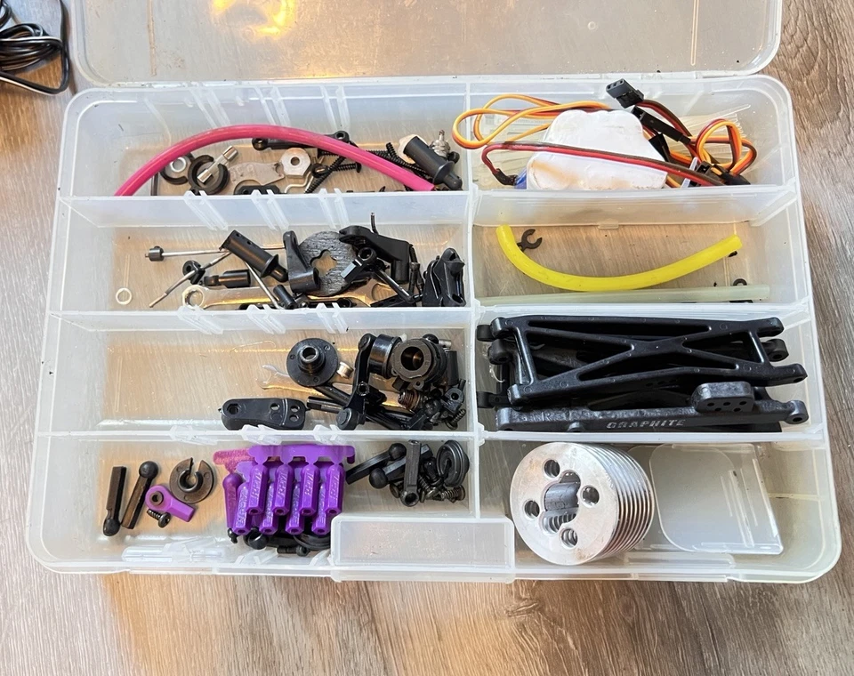 Team Losi XXX-NT Nitro Stadium Truck Parts + Dynamite NITRO RC BUNDLE AS IS LOT - Image 2 of 4