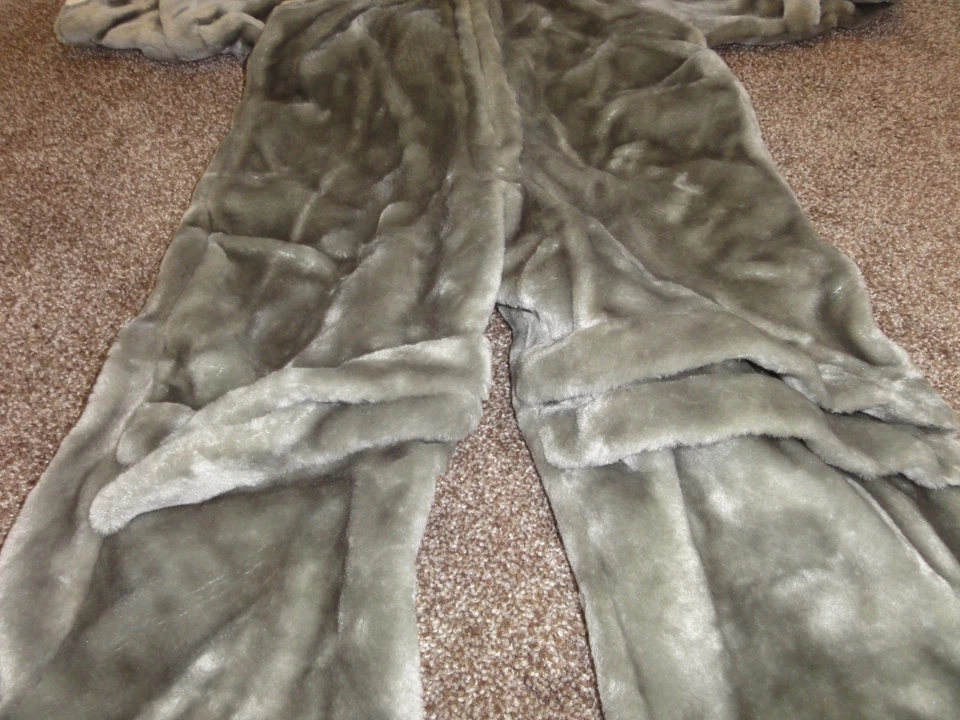 DISFRAZ ELEFANTE CON CAPUCHA GRIS NIÑO TALLA 36 PULGADAS Foto 4 de 4