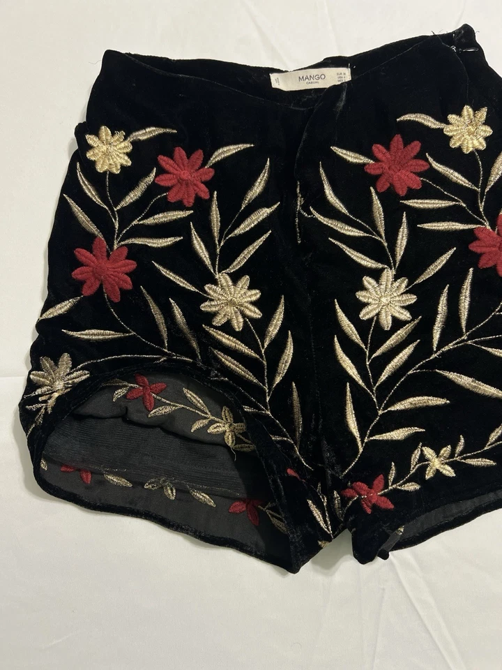 Mango Women’s Black Velvet Floral Embroidered Shorts Size S Rare collection Used - Image 4 of 4