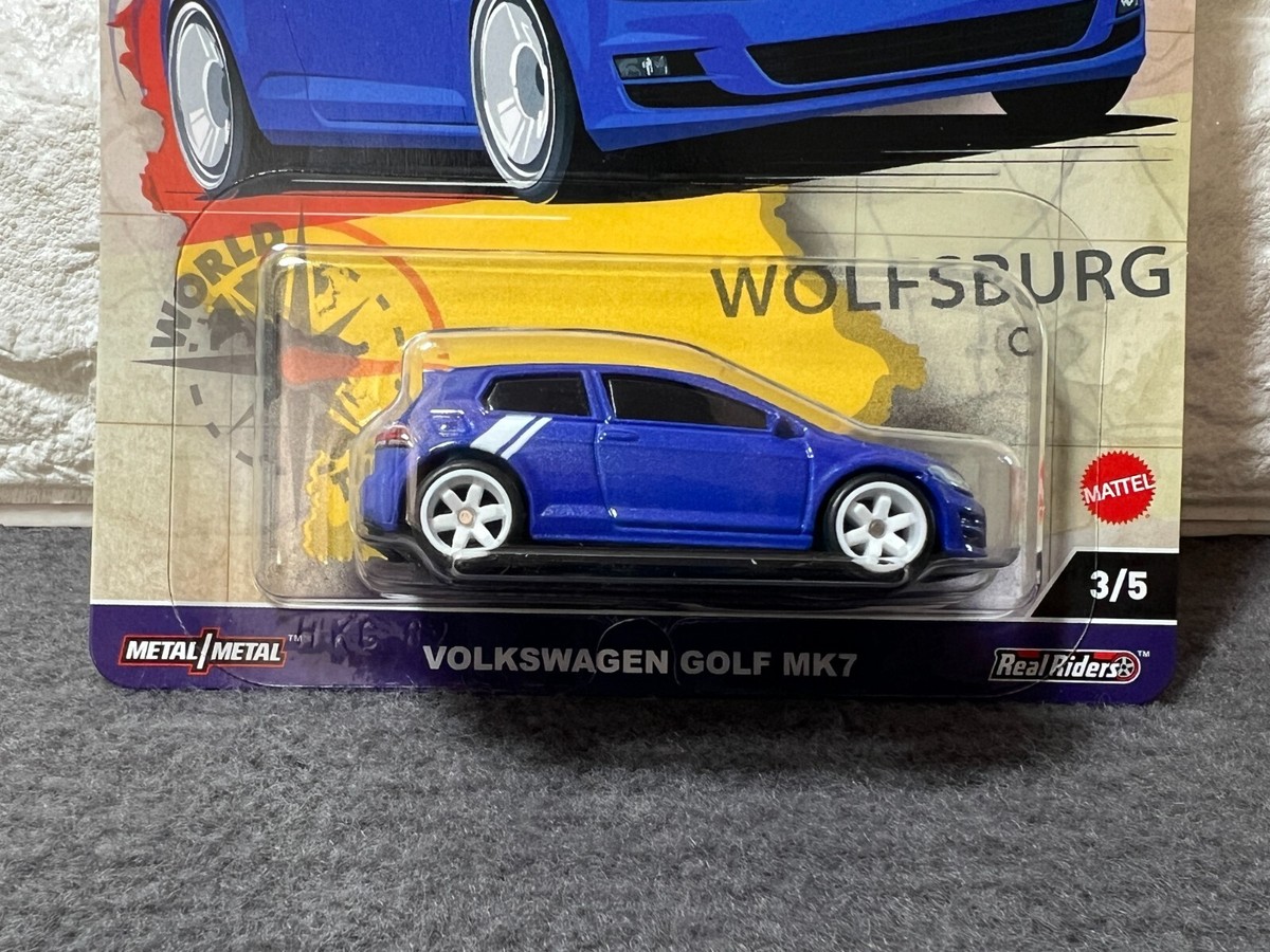 Hot Wheels Premium World Tour Wolfsburg Volkswagen Golf MK7