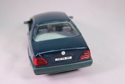 Voiture majorette 1/18 Mercedes S600 - Collection