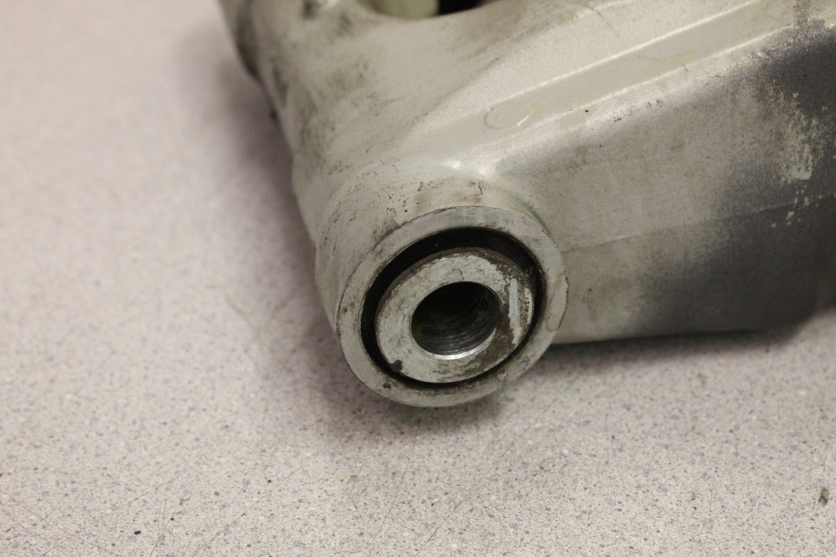 1993 Kawasaki Ninja ZX6 ZX600D REAR SWINGARM BACK SUSPENSION SWING