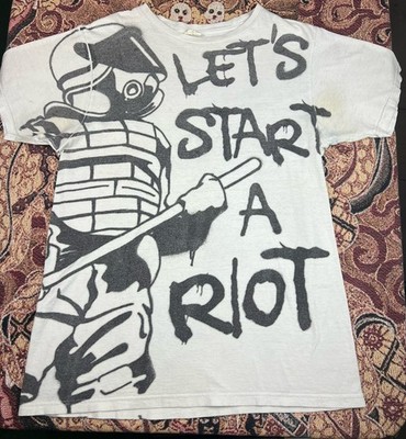 Let s Start A Riot Y2K Vintage AOP Political/ Anarchy T-shirt Mens Size medium