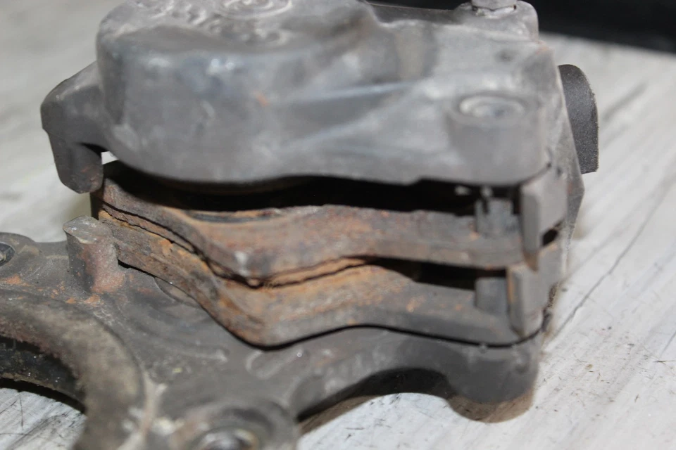 Pinza de freno Ski-doo Summit X 800r PTek 2008 507032430 Foto 2 de 4