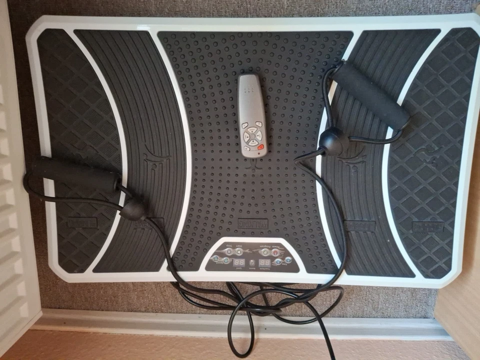 Neuwertige Vibrationstrainer Hometrainer,Trainingsgerät mit Expanderbänder - Bild 4 von 4