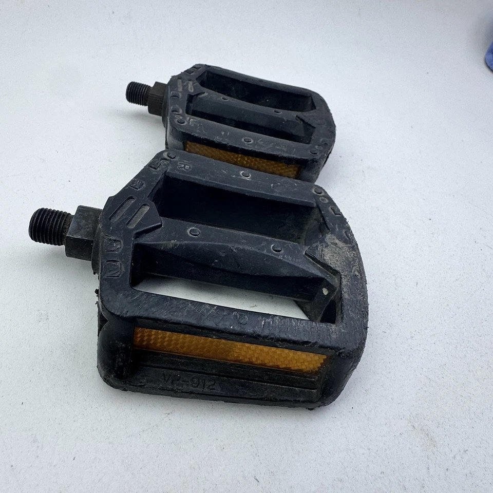 Pedales de Bicicleta GT BMX 1/2 Negro VP-912 Par Fuente Burbuja Plataforma Antigua Escuela A10 Foto 3 de 4