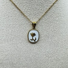 The Rose Pendant Necklace